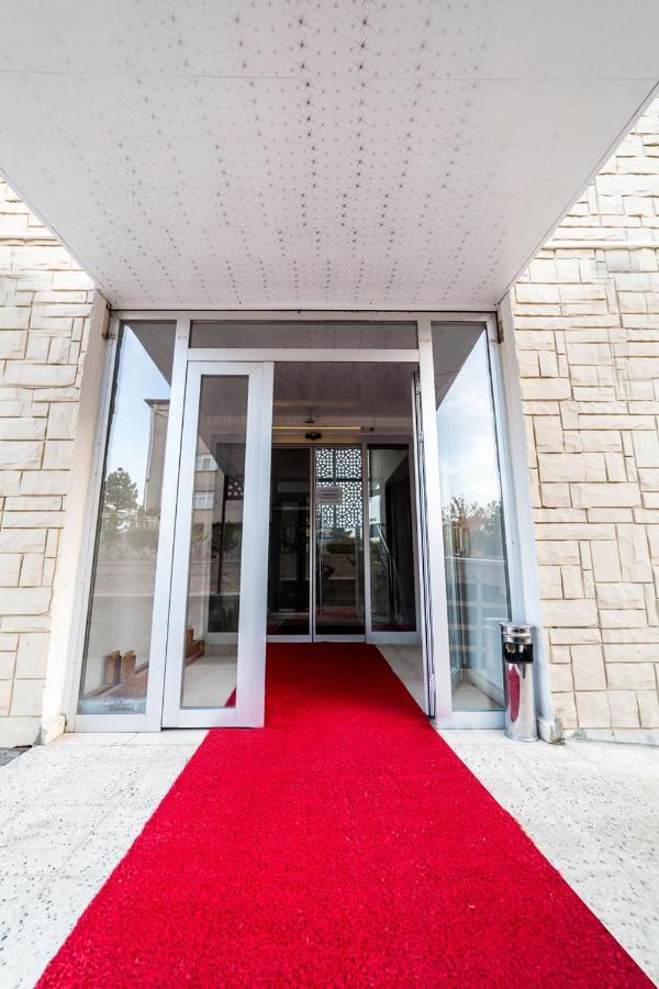 Veda Suit Talas Exterior photo